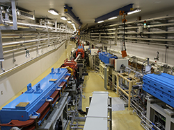 Branch point of the synchrotron (left) and SSBT (right)