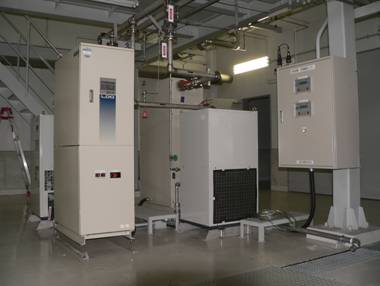 Dissolved oxygen removal device