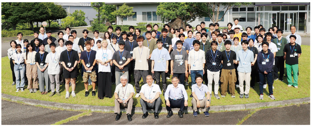 第8回SPring-8秋の学校における集合写真