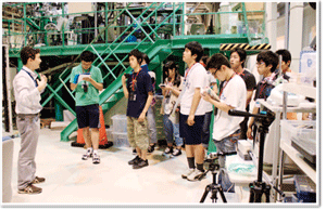 2012年度サマー・サイエンスキャンプ　実習風景2