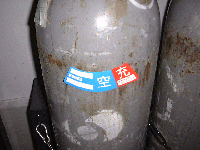 Examples of stickers indicating filled containers3