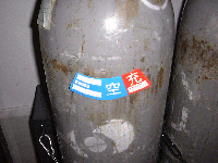 Examples of stickers indicating filled containers2